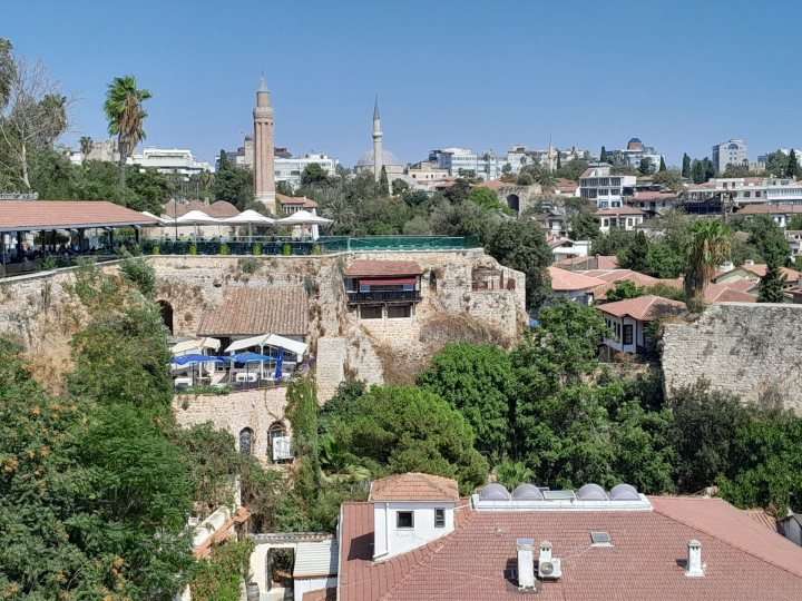 Cam Balkon Temizliği Nasıl Yapılır?